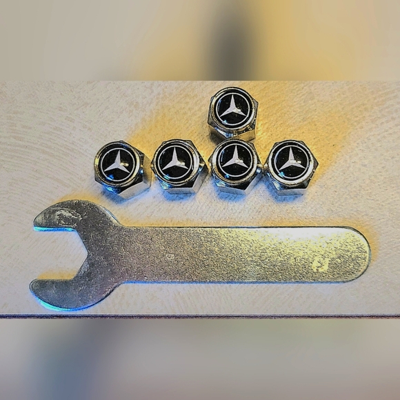 5 piece Mercedes Benz Premium Alloy Valve Stem Cover Caps w/Hex Wrench - Picture 1 of 2